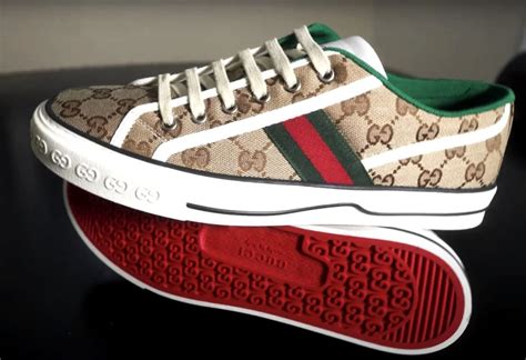 Gucci tennis store